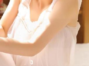 17c吃瓜网站如何永久分享让每个男生都欲罢不能的娱乐新闻