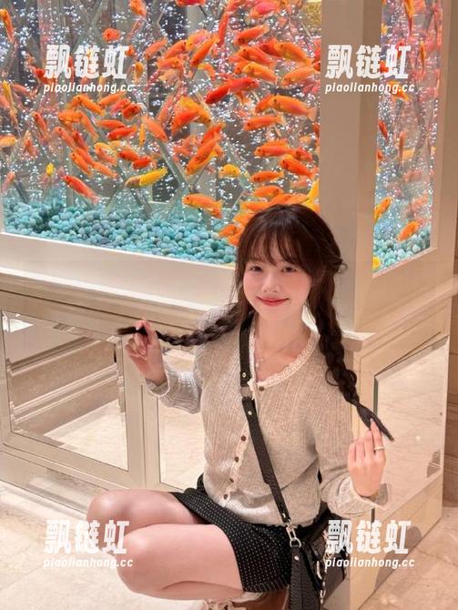 17一起吃瓜 快来17一起吃瓜网官网,观看最受欢迎的吃瓜视频吧!
