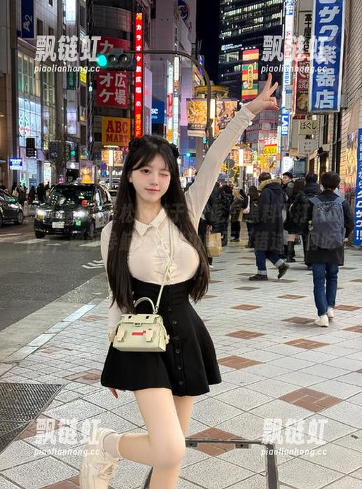 轻松畅游于51吃瓜黑料不打烊app，通过导航和收藏功能不再错过任何吃瓜黑料！