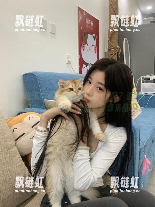 51吃瓜中心 想知道最新八卦吗?请到51吃瓜中心观看,精彩内容等你来品味!