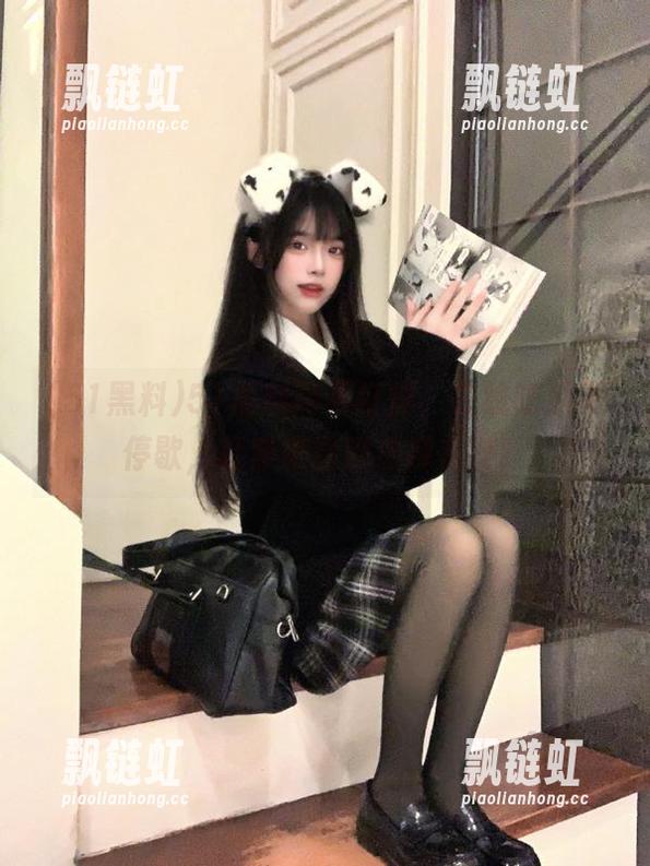 51黑料 51黑料网不打烊,在线吃瓜不停歇,赶紧来围观热辣八卦!