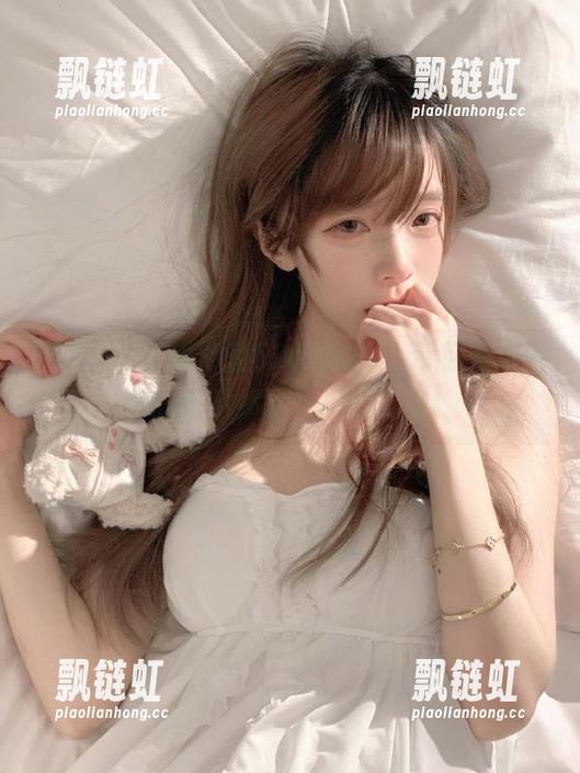 52cg 在线体验52cg官网:带你走进全新的吃瓜体验,乐趣无穷!