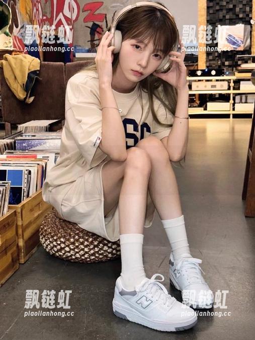 58吃瓜 58吃瓜网页:揭秘最新八卦,带你领略不可思议的吃瓜乐趣!