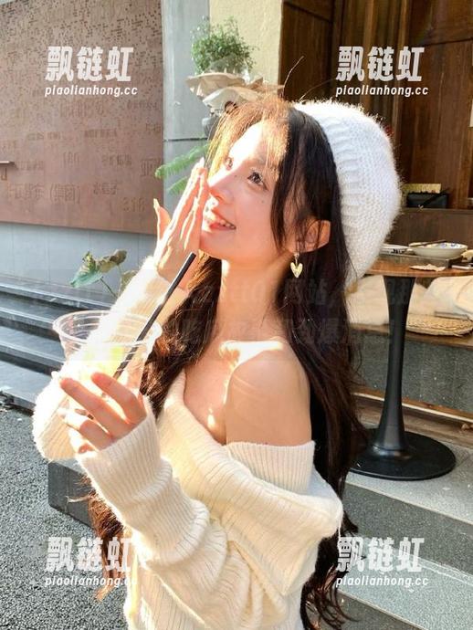 zztt 一起进入zztt01网站,发现那些令人惊讶的吃瓜故事和劲爆消息!