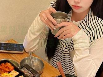 首页带你玩转今日黑料和网红黑料，尽情享受吃瓜乐趣