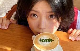 今日黑料网红黑料视频特辑，动漫风格的真实故事引发众多吃瓜群众热议！