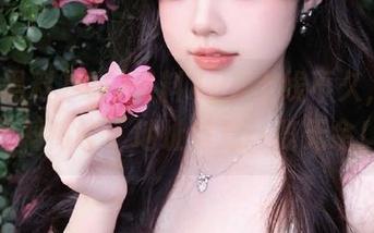 今日黑料APP上线不久，网红黑料热议，地址信息一览无余！