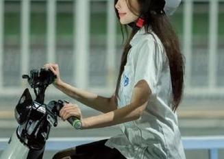 17吃瓜不打烊官网倾情发布，在线吃瓜分享八卦爆料的乐趣！