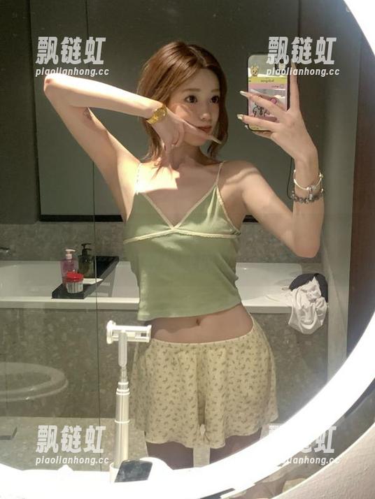 吃瓜网官网下载新鲜出炉，更新功能助你轻松获取热点新闻！