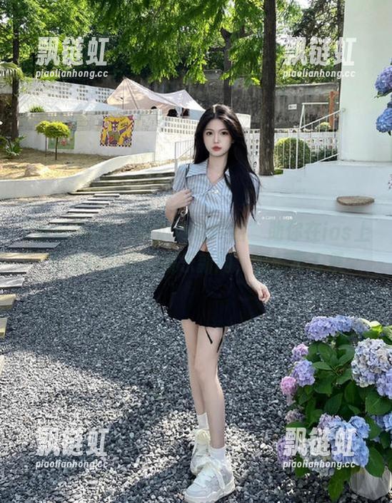 吃瓜网红 “吃瓜网红网站”助你在ios上轻松获取热门娱乐新闻,看瓜更方便