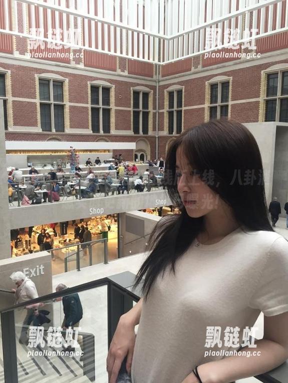 网曝吃瓜在线版上线，八卦消息实时更新的地址已曝光！