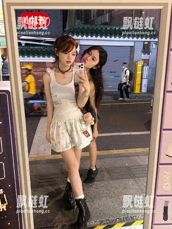网曝吃瓜 永不迷路,网页背后的秘密:网曝吃瓜让你乐享美食!