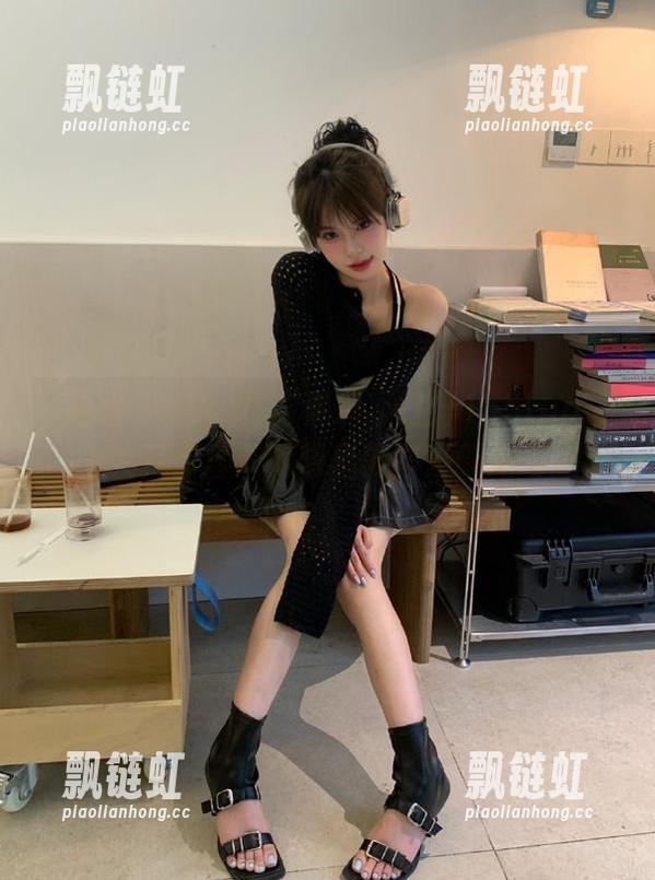 黑料不打烊 在“黑料不打烊155fun”上收藏你喜欢的明星黑料及新闻动态