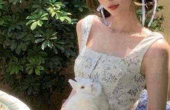 91黑料不打烊吃瓜热搜榜，网址链接带你畅享娱乐盛宴！