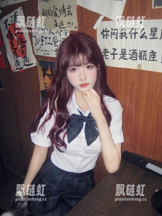 黑料吃瓜网在线苹果版上线，吃瓜不带停但吐槽不断