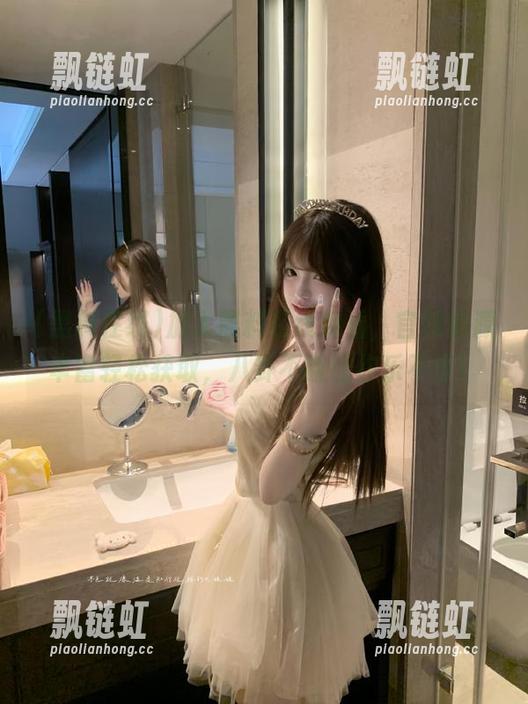 黑料在线 加入黑料在线观看,官网资源丰富轻松获取,八卦不断让你乐不停!