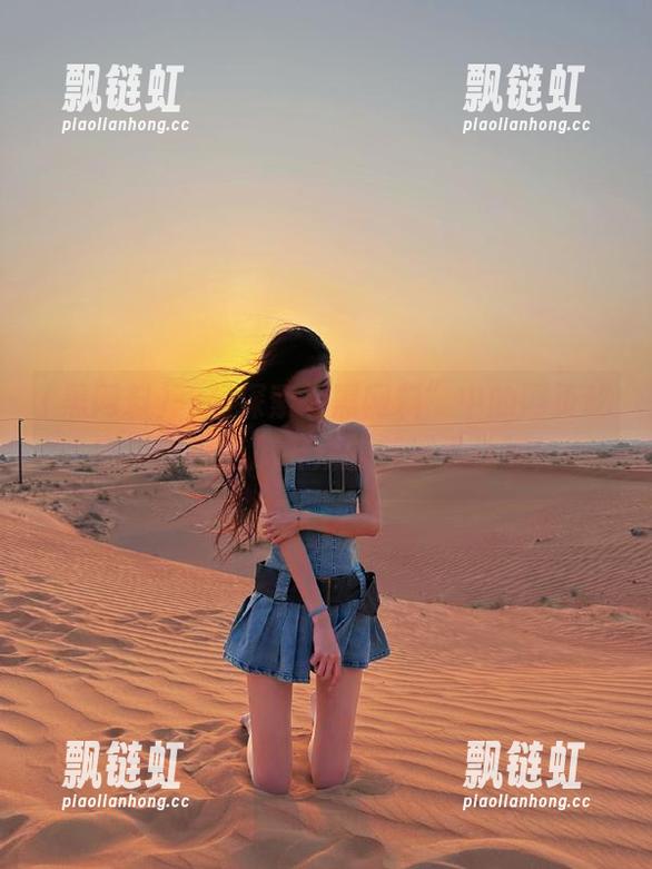黑网料 一起探索“黑网料”中的网页秘密,听听吃瓜群众的新鲜看法吧!